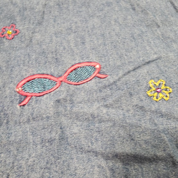 Warner Brothers Studio Denim Tweety Embroidered Button Down Large Shirt - Picture 5 of 9